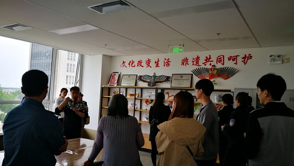 团市委举办“践行一学一做 共话共青团改革”机关开放日活动