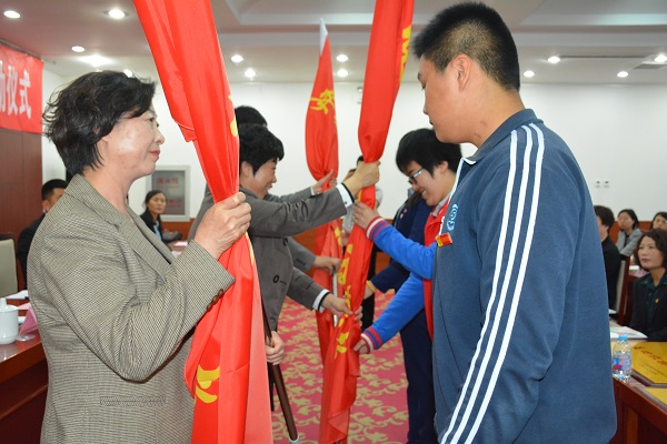 �����Ű�����ί�ٿ�����塤�ġ��˶�98������ô��������־Ը�����л������ʽ