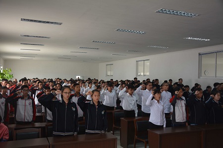 �����Ź�����ί���������˶�98���ꡰ������ �ഺ־ �й��Ρ������ߡ��������ĸ����ߡ�����Ա������ʽ